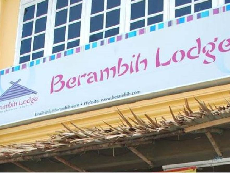 Berambih Lodge Кучинг Екстериор снимка